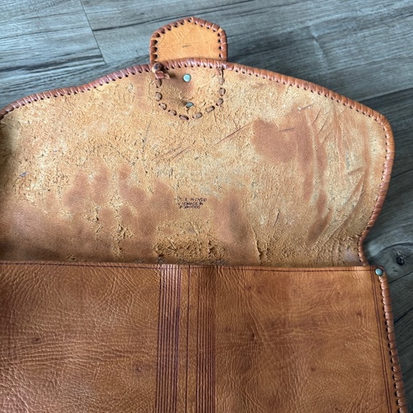 Vintage leather letter pouch - Picture 11 of 13